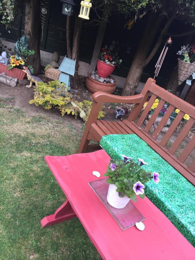The Cedars House B&B Nuneaton Exteriör bild